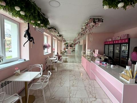 комерційна за адресою Кулика і Гудачека вул. (Макарова), 42