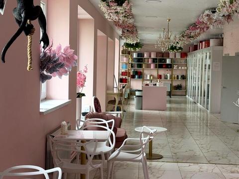 комерційна за адресою Кулика і Гудачека вул. (Макарова), 42