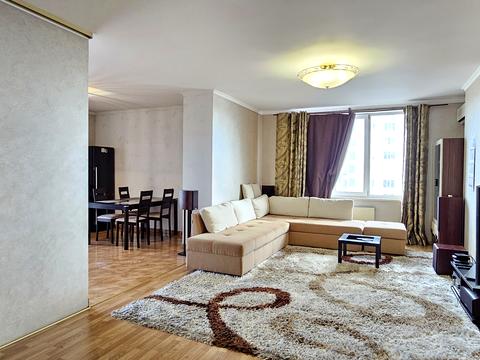 квартира за адресою Дніпровська набережна вул., 1