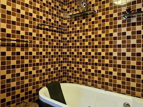 квартира за адресою Дніпровська набережна вул., 1