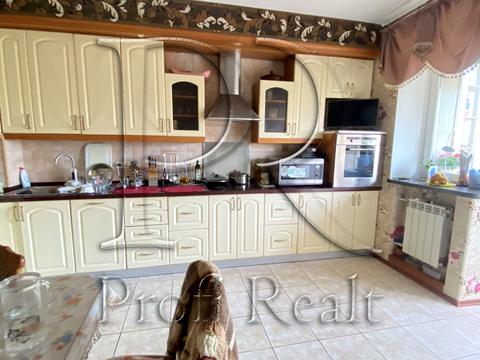 квартира за адресою Автозаводська вул., 99/4