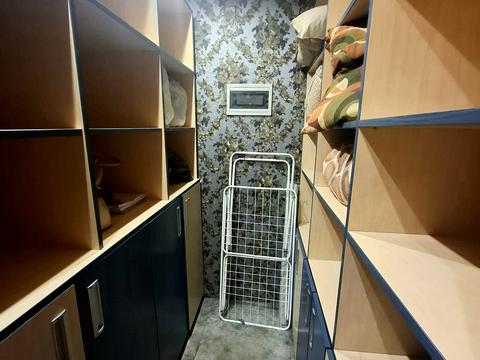 квартира по адресу Зои Гайдай ул., 12/10