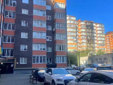 квартира по адресу Ивана Пулюя ул., 40/15