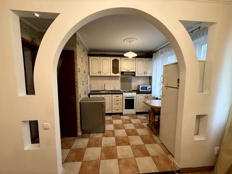 квартира за адресою Михайла Омеляновича-Павленка вул. (Суворова), 18/20