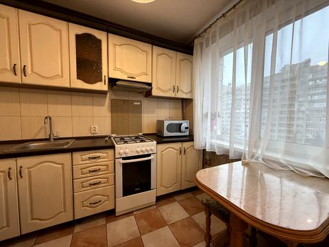 квартира за адресою Михайла Омеляновича-Павленка вул. (Суворова), 18/20