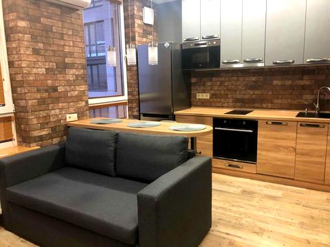 квартира за адресою Салютна вул., 2к3