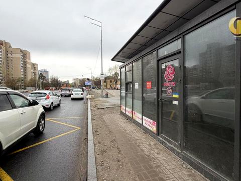 комерційна за адресою Харківське шосе, 49