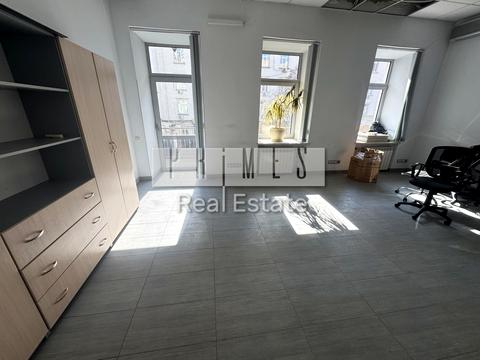 коммерческая по адресу Шота Руставели ул., 23