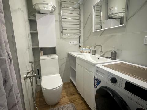 квартира за адресою Виговського вул. (Суворова), 2-Д/5