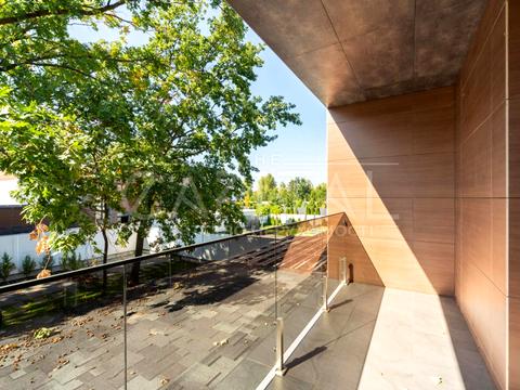 будинок за адресою вул. Осіння, 2