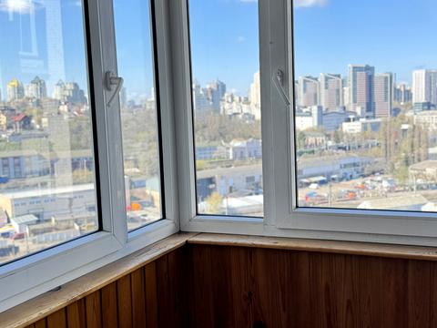 квартира по адресу Сімʼї Прахових ул. (Гайдара), 27