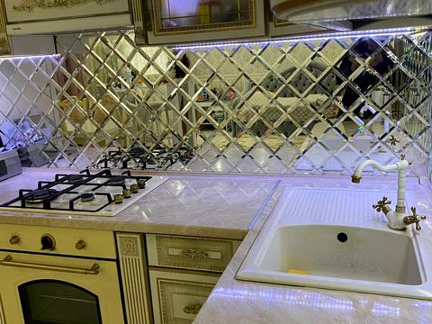 квартира за адресою Панаса Мирного вул., 18-Б