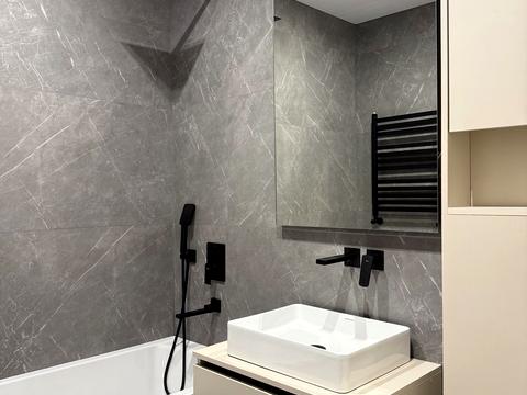 квартира по адресу Героев Майдана ул., 15