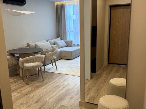 квартира по адресу Героев Майдана ул., 15