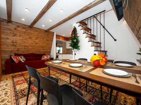 комерційна за адресою урочище Стаїще, 145