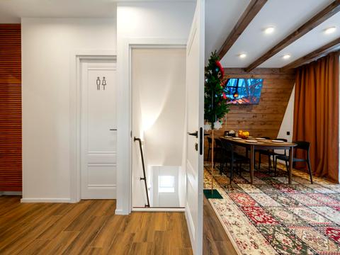 комерційна за адресою урочище Стаїще, 145