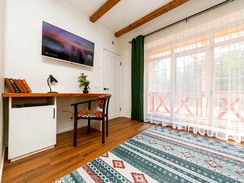 комерційна за адресою урочище Стаїще, 145