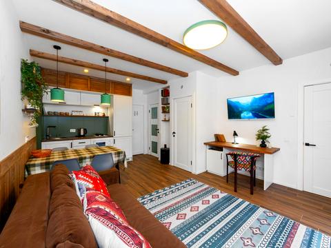 комерційна за адресою урочище Стаїще, 145