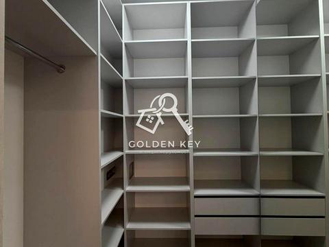 квартира по адресу Защитников Украины пл. (Освобождения), 3