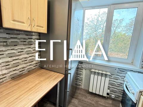 квартира за адресою Миру вул., 6