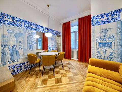 комерційна за адресою Володимирська вул., 92