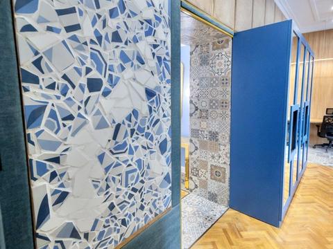 комерційна за адресою Володимирська вул., 92