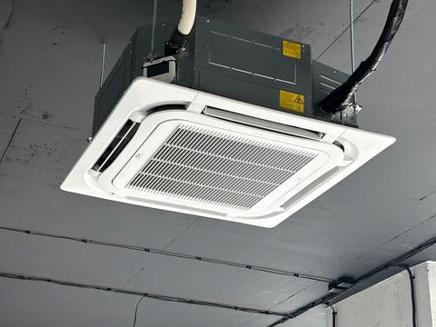 коммерческая по адресу Матвія Донцова ул. (Тургеневская), 24