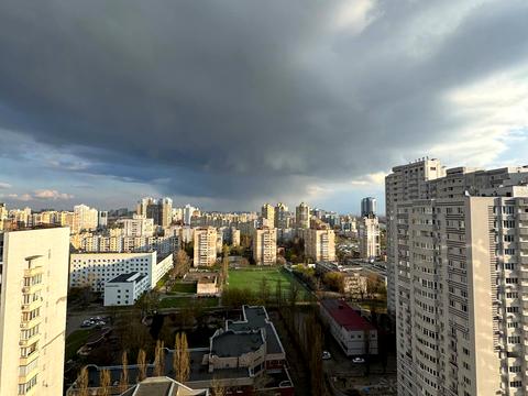 квартира за адресою Андрія Аболмасова вул. (Панельна), 4