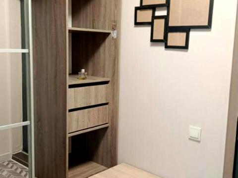 квартира по адресу Романа Ратушного ул. (Волгоградська), (Будинок)