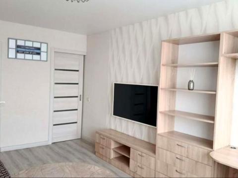 квартира по адресу Романа Ратушного ул. (Волгоградська), (Будинок)