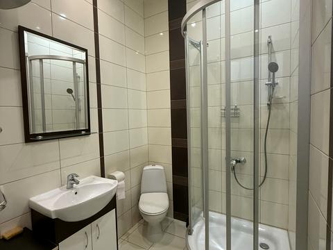 комерційна за адресою Верхній Вал вул., 62