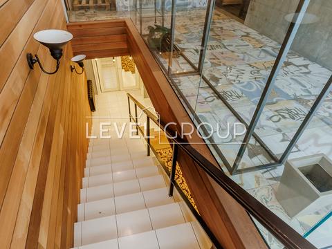 комерційна за адресою Валерія Лобановського просп. (Червонозоряний), 4-Ж