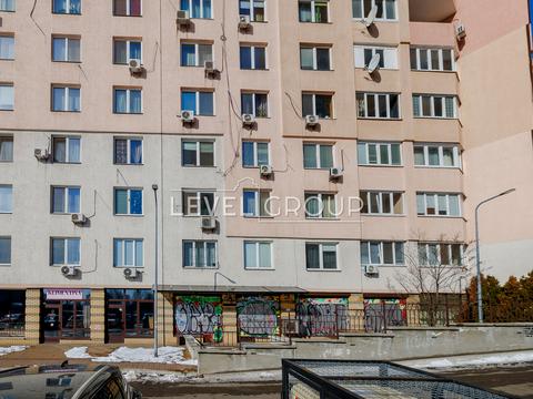 комерційна за адресою Валерія Лобановського просп. (Червонозоряний), 4-Ж