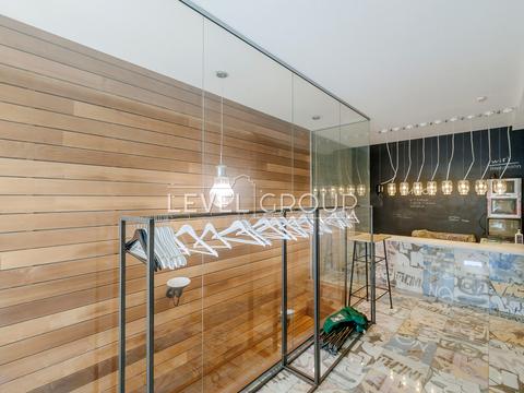 комерційна за адресою Валерія Лобановського просп. (Червонозоряний), 4-Ж