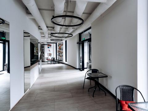 комерційна за адресою Петра Калнишевського вул. (Харитонова), 1а