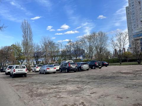 участок по адресу Павла Тычины просп., 13