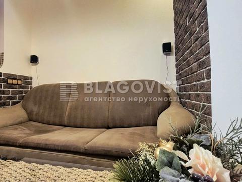 квартира за адресою Панаса Мирного вул., 17