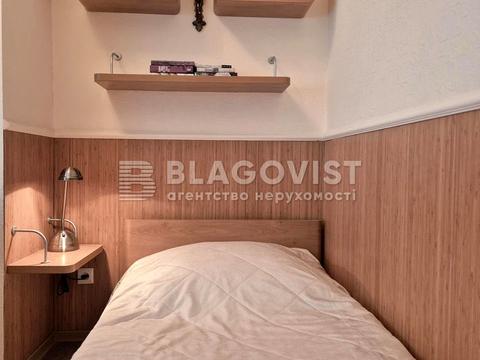 квартира за адресою Панаса Мирного вул., 17