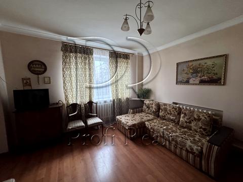 будинок за адресою Молодіжна вулиця