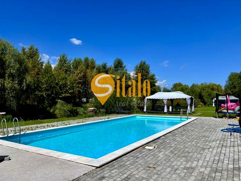 будинок за адресою Щаслива