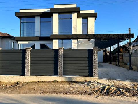 дом по адресу Апрельская ул.