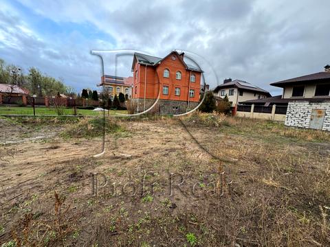 участок по адресу 