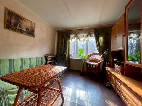 квартира за адресою Космонавтів вул., 20