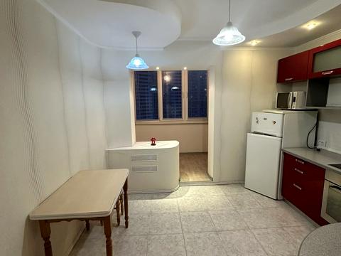 квартира за адресою Олени Пчілки вул., 2-Б