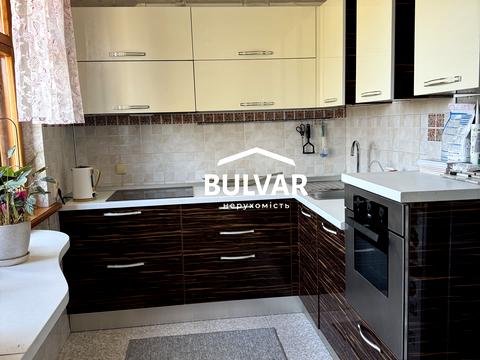 квартира за адресою Перемоги просп., 65б