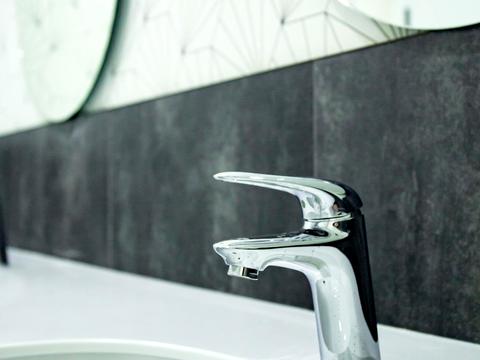 комерційна за адресою Саксаганського вул., 53