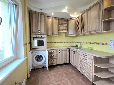 квартира за адресою Ревуцького вул., 11-В