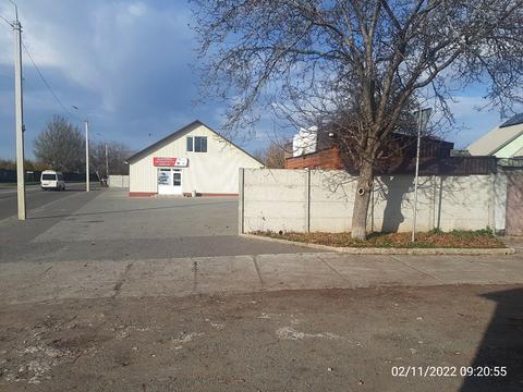 комерційна за адресою Іси Мунаєва вул. (Краснодонська), 109