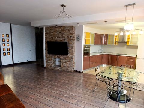 квартира по адресу Миколы Бажана просп., 12