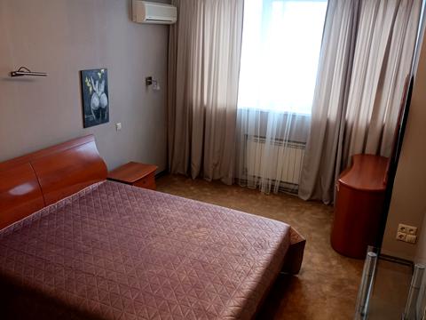 квартира за адресою Миколи Бажана просп., 12